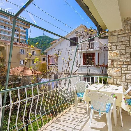בודווה Apartman Aleksandra מראה חיצוני תמונה