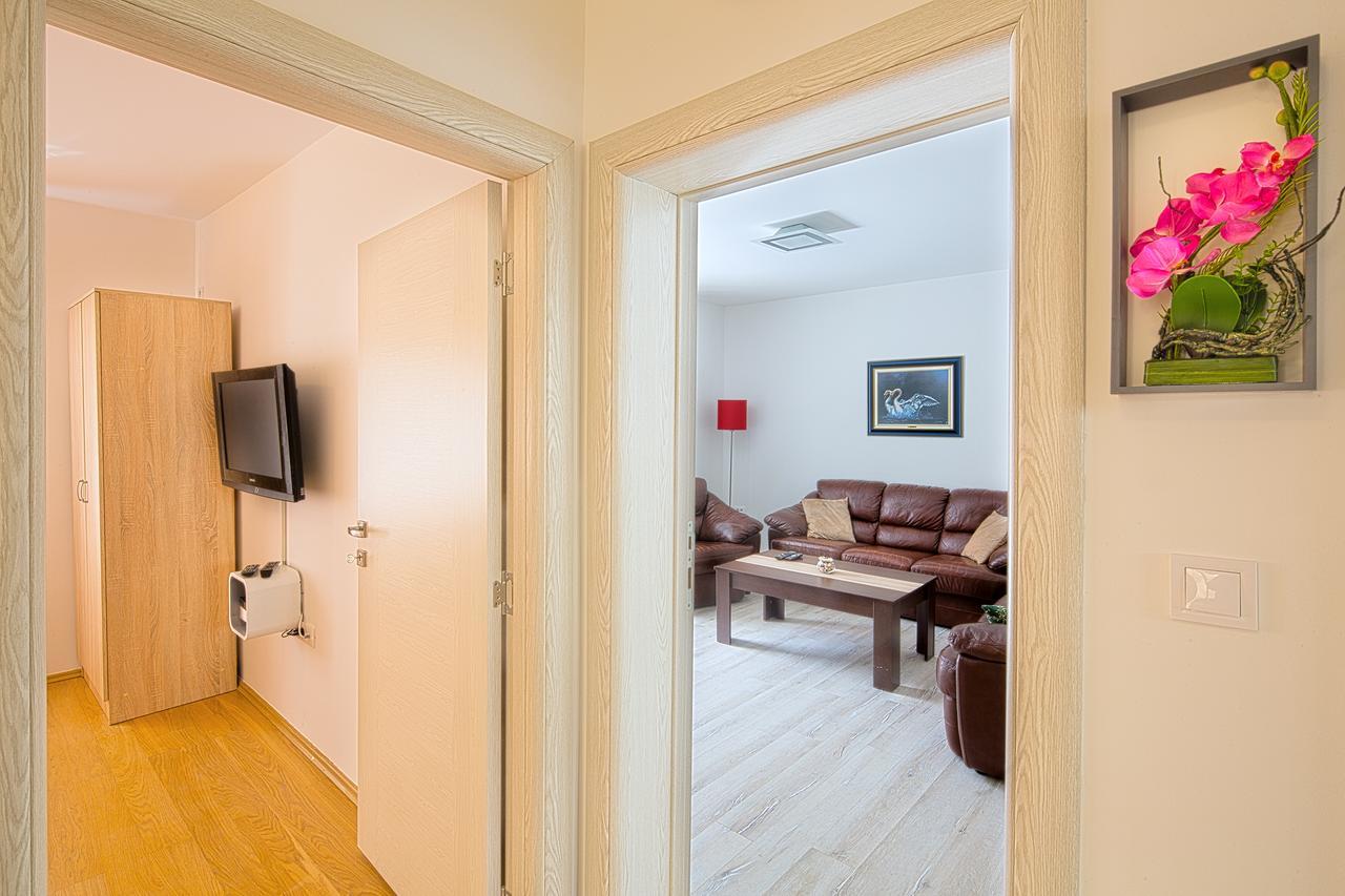 בודווה Apartman Aleksandra מראה חיצוני תמונה