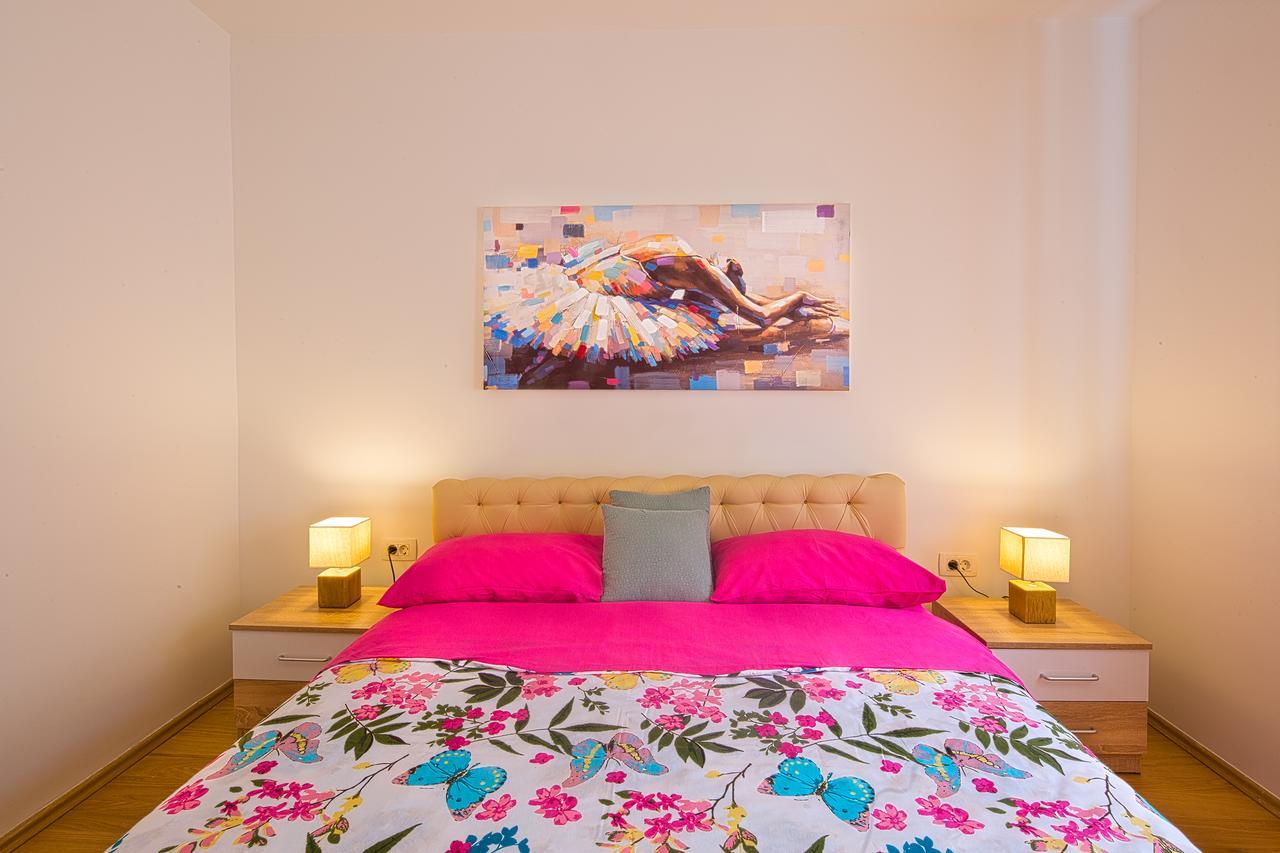 בודווה Apartman Aleksandra מראה חיצוני תמונה